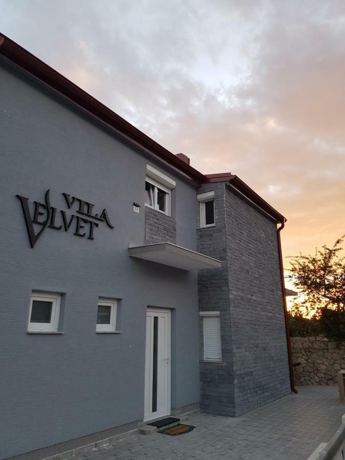 Готель Vila Velvet Стариград-Паклениця Екстер'єр фото